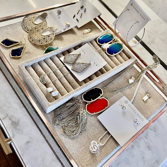💎❤️Kendra Scott Collection (14 pieces)💎❤️ - Picture 1 of 8